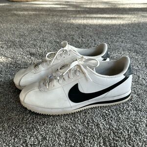 Nike Cortez size 8.5